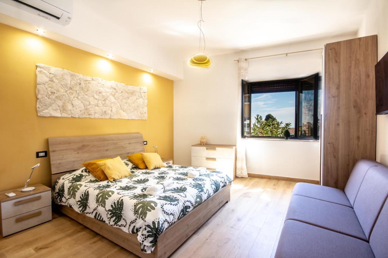 דירות טאורמינה Casa Leonida מראה חיצוני תמונה
